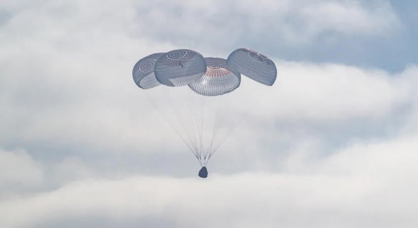 Landoltak az ISS űrhajósai