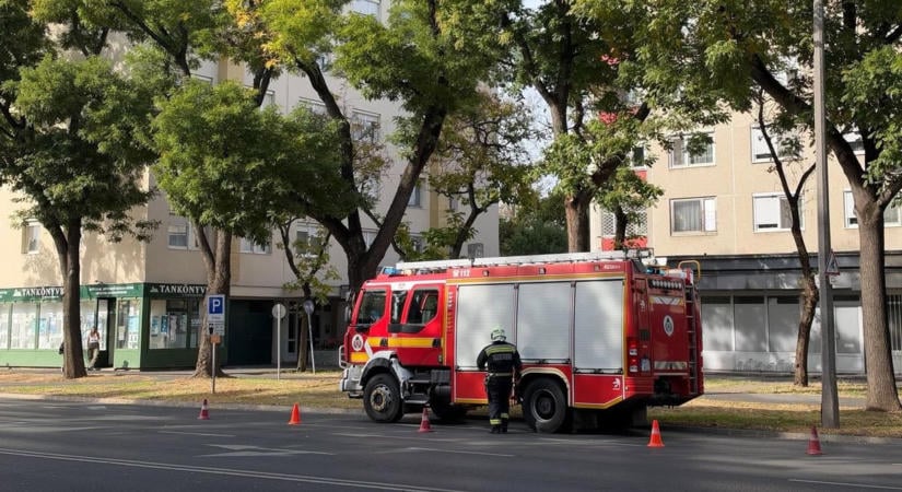 Egy idős nő került bajba Debrecenben – a tűzoltókat riasztották
