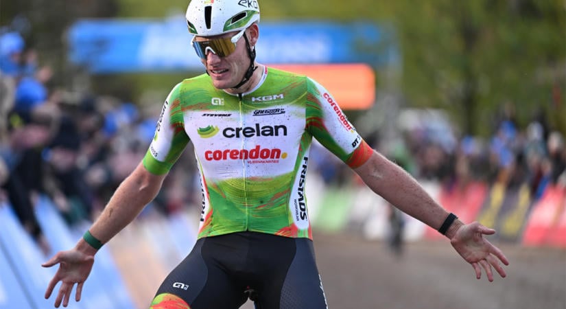 Lemaradt a rajtról, mégis Joran Wyseure nyerte a heerdei cyclocross-futamot