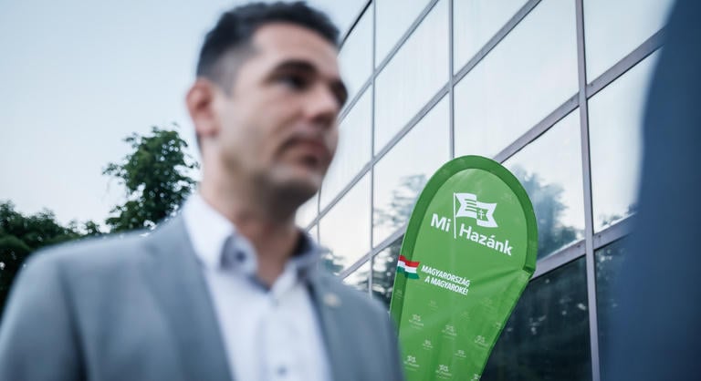 Kémiai kasztrációt követel a Mi Hazánk a gyermek elleni szexuális bűnelkövetőkre