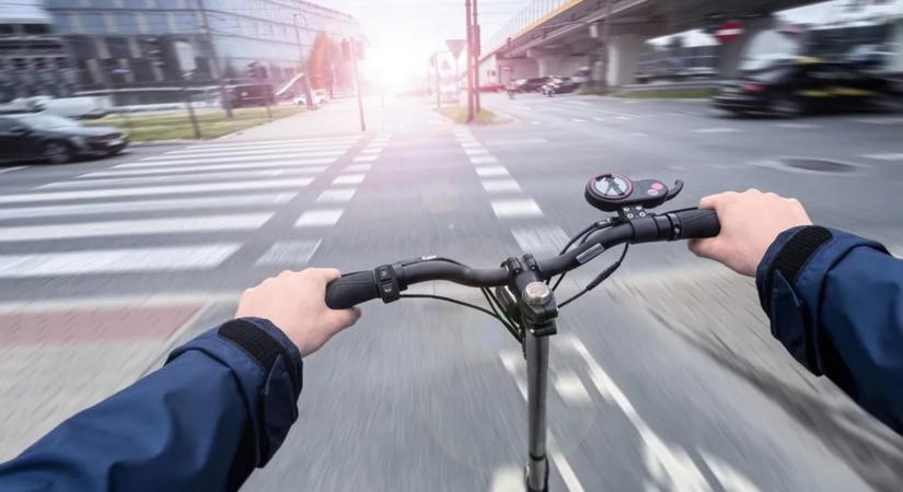 Durván megugrott a rollerbalesetek száma, hamarosan szigorítás jöhet