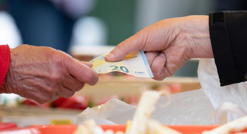 Három nehéz kívánságot kell teljesítenie a kormánynak, és van még egy ráadás is