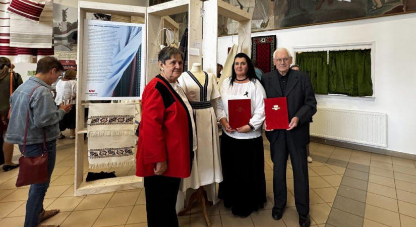 Tovább szőtt örökség – Hevesi alkotók is remekeltek a XXIV. Országos Szőttespályázaton – albummal