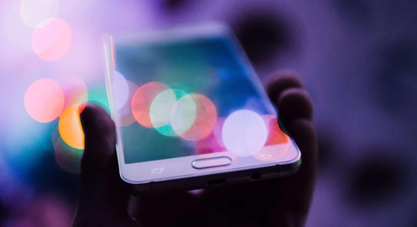 Ezért melegszik fel hirtelen a telefonod