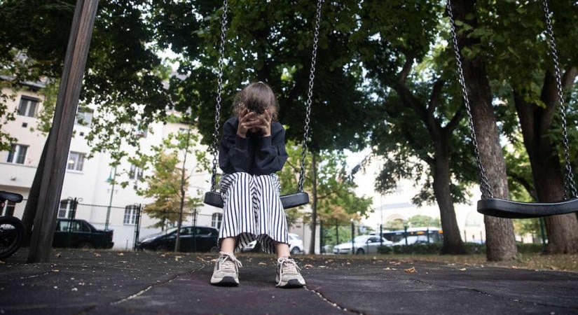 Gyakran szorongva kezdi a napot minden harmadik magyar tinédzser – Nyugtalanító kutatási eredmények az UNICEF-től