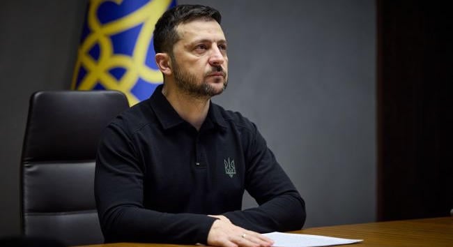 Zelenszkij bejelentette az energetikai fegyverszünet megsértését Oroszország részéről, és választ ígért