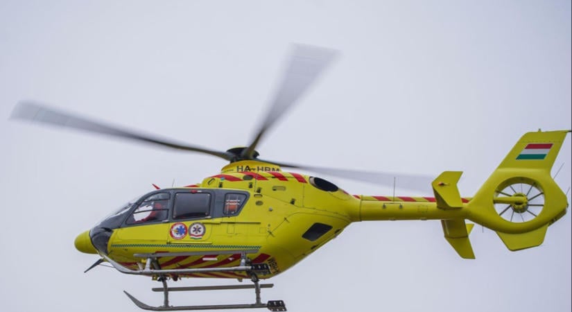 Súlyos baleset az M5-ös autópályán: mentőhelikopter is érkezett
