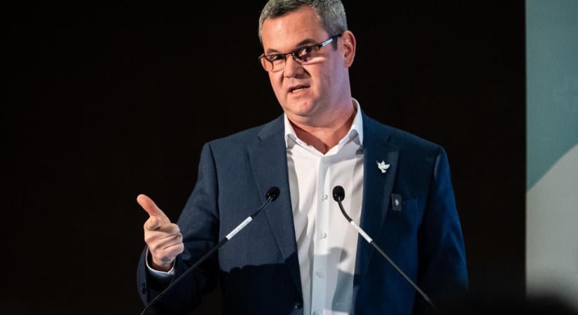 Takács Péter a MOK-ról: Minden szavamat, amit róluk írtam, vállalom