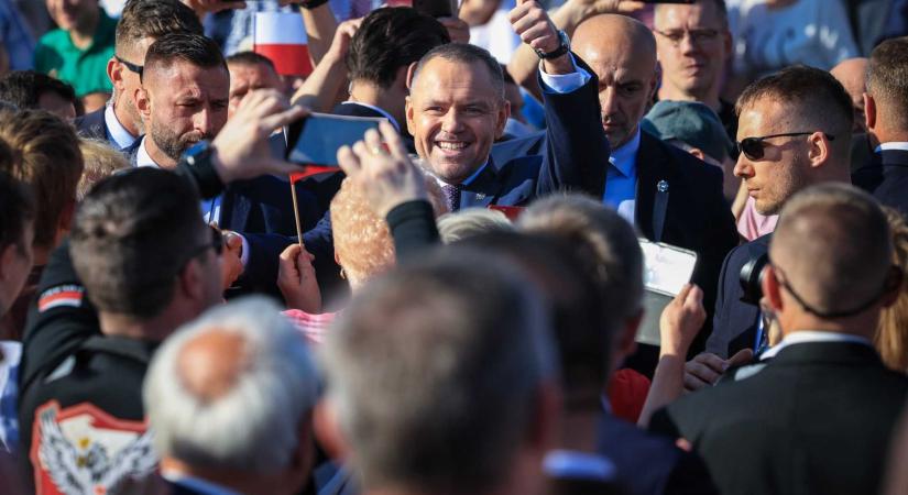 Azonos nemű párok éllettársi kapcsolata: vétózott a lengyel elnök