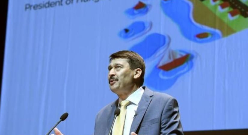 Már nem Áder Jánosé a Kék Bolygó Alapítvány