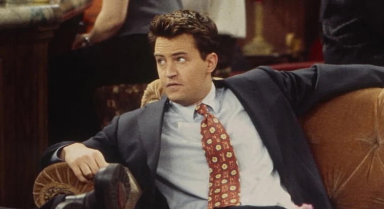 „7 millió dollárt költött arra, hogy kijózanodjon” - Megérkezett az első, torokszorító előzetes a Matthew Perry életéről szóló dokumentumfilmhez