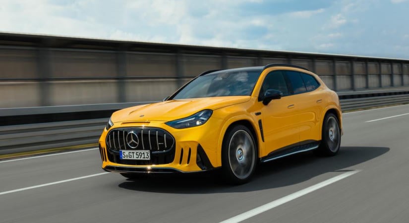 Úgy megy az új AMG SUV, hogy az utasok ijesztegetésére is alkalmas
