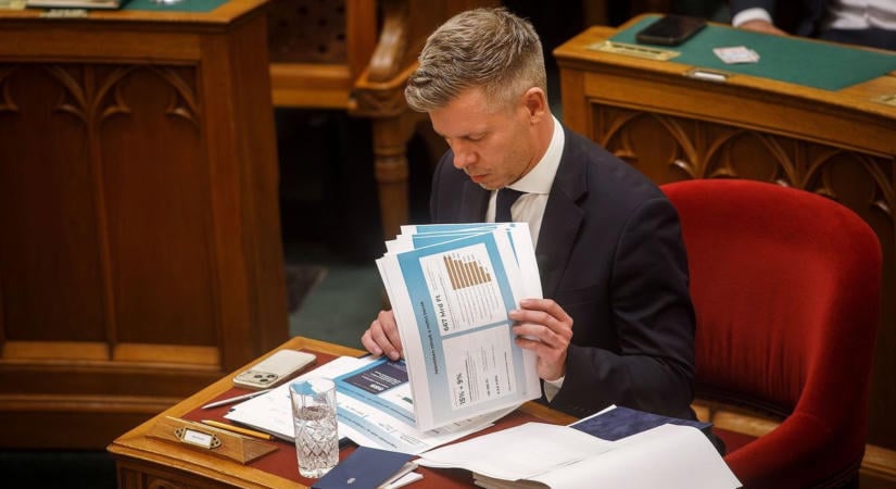 Nagy bejelentésre készül a kormány: Magyar Péter csúcsminisztereivel érkezik – 11 órakor jönnek a részletek