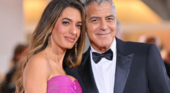 Amal Clooney ruháján pörög az internet, aki úgy fest, mintha a Frédi és Béniből lépett volna elő