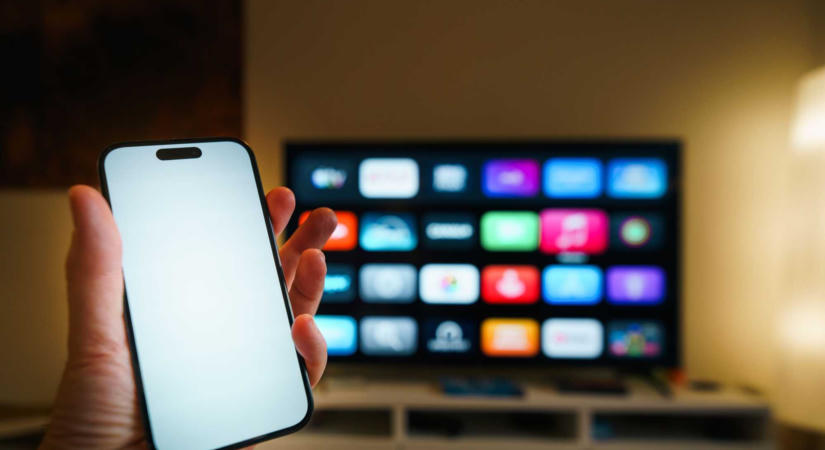 Tévé kontra algoritmusok – Ki irányítja az „igazságot” Romániában?