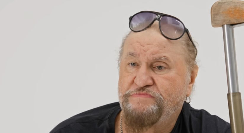Egy műtét után életét vesztette Deák Bill Gyula, 77 éves volt a magyar blues királya