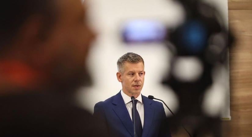 Magyar Péter mentelmi joga: újra előkerült a telefonos ügy