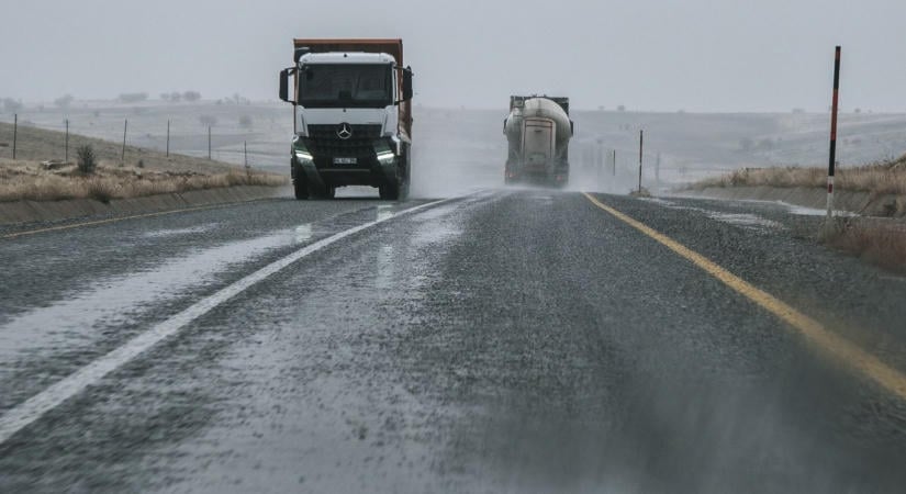 Nemhogy csillapodna, de mélyül a válság a céges szolgáltatások terén
