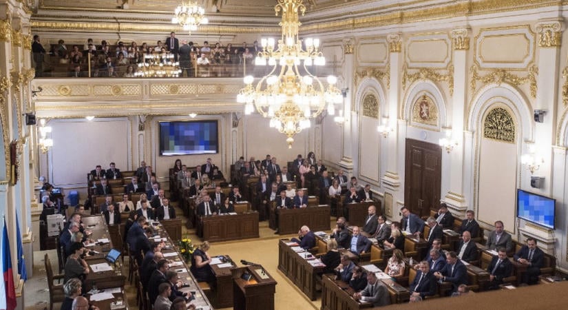 Katasztrofális vereséget szenvedett Babis pártja a cseh szenátusi választásokon