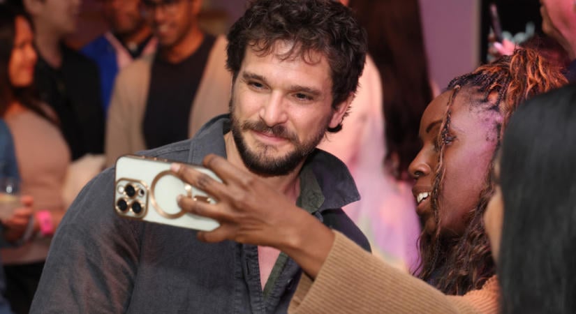 Kit Harington is szerepelni fog a Harry Potter-sorozatban