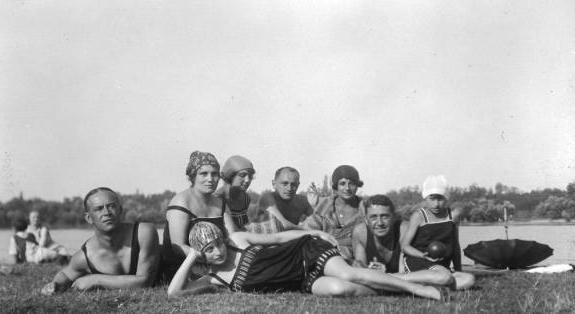 Még egy hónapig látogatható a Vissza a jövőbe – Szentendre az 1920-as években kiállítás