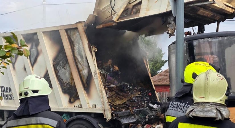 Berobbant a hulladék, kigyulladt a kukásautó Tószegen – csoda, hogy nem lett nagyobb baj