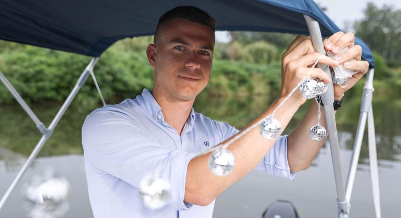 Fényárban úsznak újra Győr folyói – szombaton érkezik a II. Lampionos Hajós Felvonulás