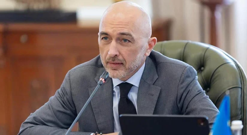 Pisnij kijelentette, a Nemzeti Banknál tartott házkutatások nem érintették az ő munkáját