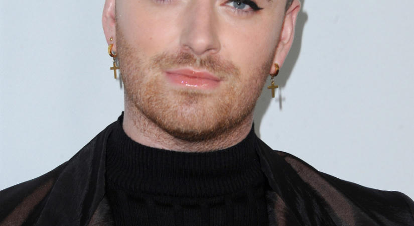 Sam Smith megerősítette az eljegyzését