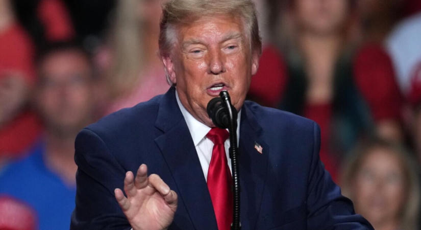 Trump: az USA nem támadja Iránt a félidős választásokig