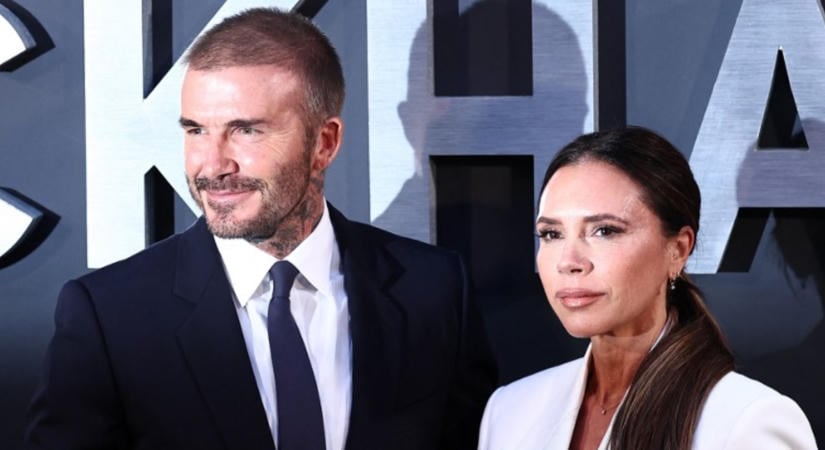 David és Victoria Beckham nappalijában nem a drága bútorok jelentik az igazi luxust