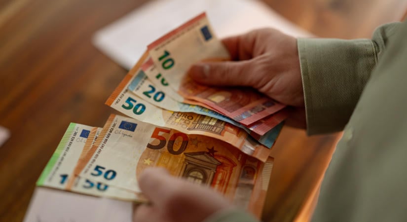 Hatalmas fordulat jöhet az euró bevezetésében Magyarországon, erre a négy dologra van hozzá szükség