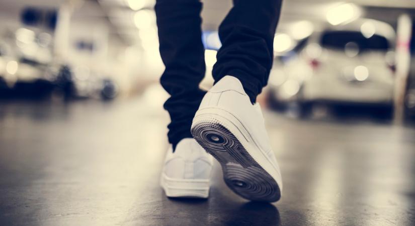 Hogyan formázzuk megfelelően a Nike Air Force 1 modellekkel kreált outfiteket?