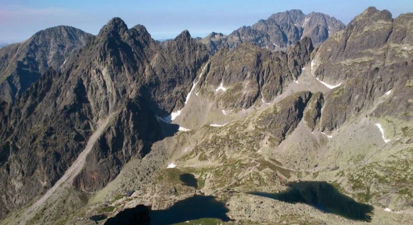 Egy pillanat alatt történt a tragédia: lezuhant egy fiatal turista a Magas-Tátrában