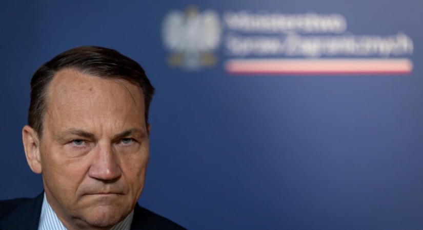 Sikorski: Pénzutalásokkal és felvételekkel tudjuk bizonyítani, hogy Orbánék együttműködtek az oroszokkal