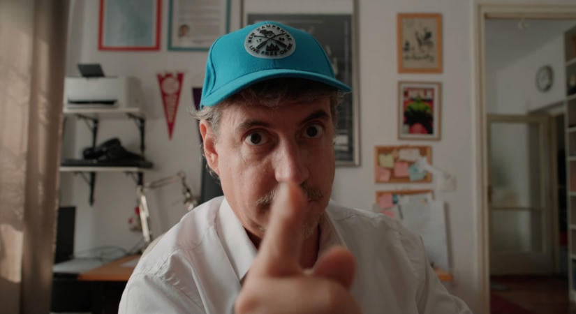 Unger férje azt mondja „visszajön az elnézésükért mindenkinek, aki most vicsorgott”