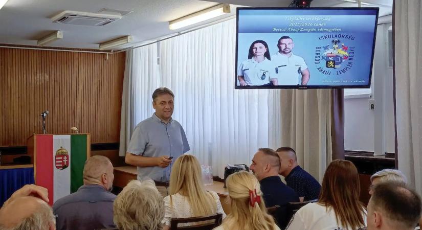 319 alkalommal kellett intézkedniük az iskolaőröknek a tanévben
