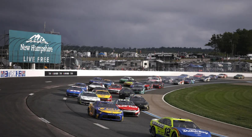 Élesedik a csata a NASCAR rájátszásba való jutásért: Öt pilóta, három kiadó hely