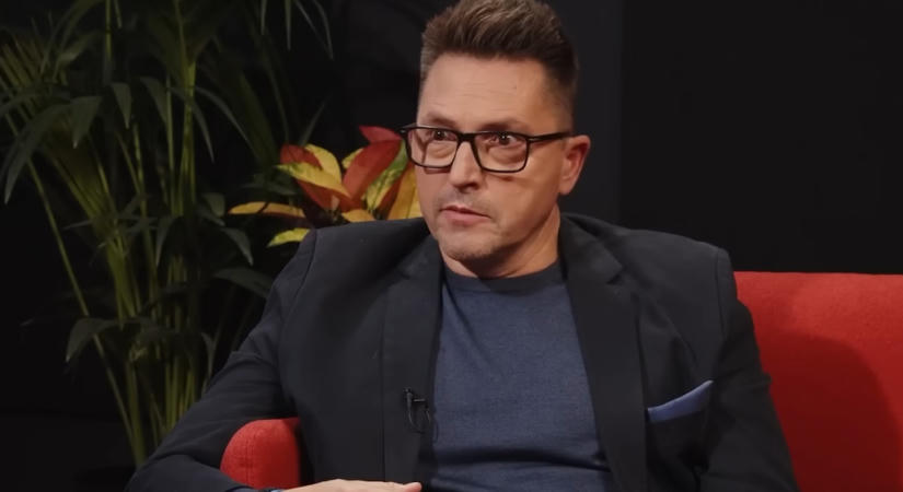 Ákos megrázó vallomást tett a rákbetegségéről: „Lényegében az utolsó pillanatban vették ki”