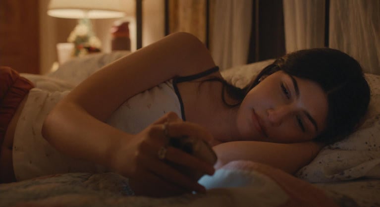 Adam Sandler lányából sosem lesz értelmes színész, hiába erőlteti őt a Netflix