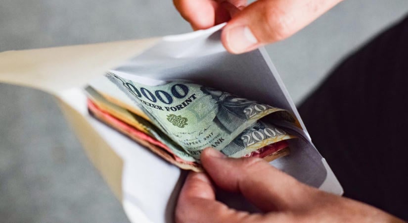 A kéthetes mélypont után talán ez már a fordulat jele: így indította a napot a forint
