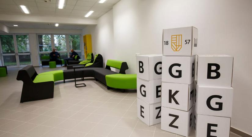Mutatjuk, milyen ponthatárokat húztak a BGE legnépszerűbb képzésein