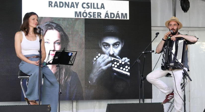 A hajó megy - Play klezmer a karneváli Zsidó Udvarban