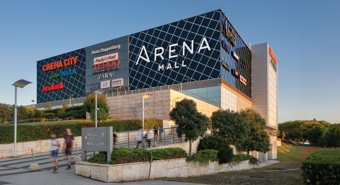 Ezt nem láttuk jönni: zöld gasztro-oázis és Zara Home x Nanushka kollab karácsonyra az Arena Mallban