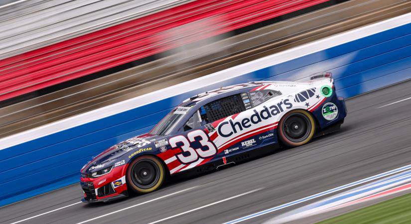 HIVATALOS: 2027-ben már teljes szezonos NASCAR Cup-pilóta lesz Austin Hill