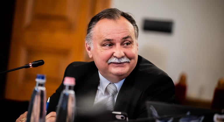 Fordulat jöhet a Mohu-ügyben, Hadházy Ákos tárgyalt az egyik miniszterrel