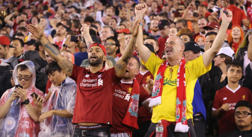 Szenzációs szerződést készít elő a Liverpool, tűzbe jöttek a szurkolók