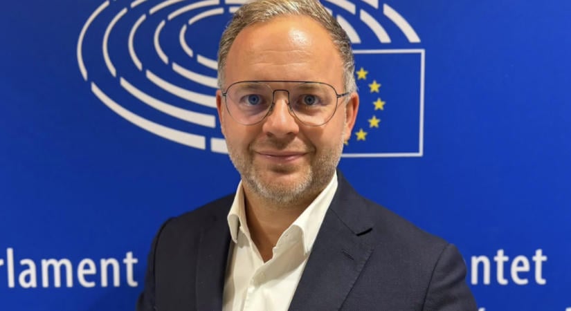 Orbán Balázs az első EP-munkanapján levelet írt mindenkinek arról, hogy mi folyik Magyarországon