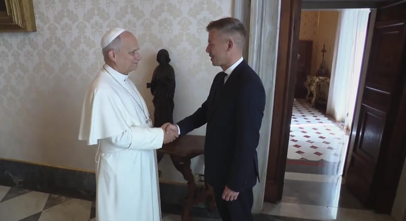 Kétarcú egyházpolitika?