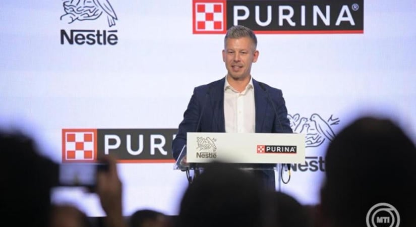 Átadták a Nestlé új büki gyáregységeit